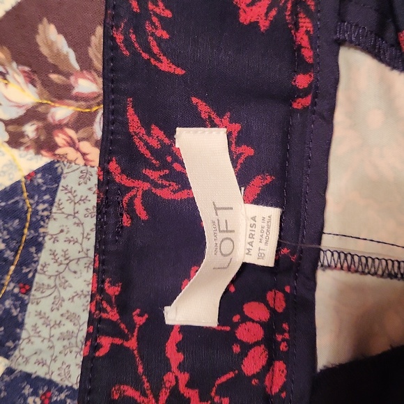 NWOT Ann Taylor Loft Red and Black Ankle Pant Size 18T - Picture 3 of 3